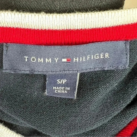 Tommy Hilfiger Woman’s RWB Lightweight V-Neck Sweater Top Size Small - Picture 10 of 11